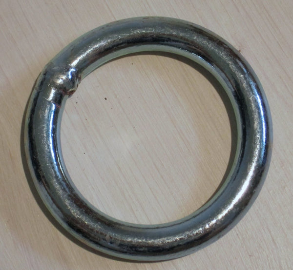 Ring / dragring, smidd-Floby Överskottslager