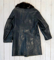 Black leather skirt/coat with fur collarFloby Överskottslager