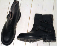 Boots, navy modelFloby Överskottslager