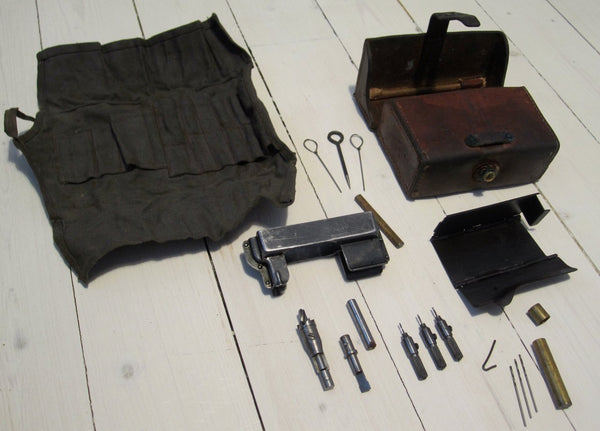 K.G-läderväska nr 2 (m21/37), använd-Floby Överskottslager