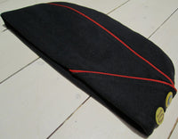 Marine cap navy blue with red border, used in good conditionFloby Överskottslager