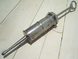 Syringe in tin with leaf ornament, usedFloby Överskottslager