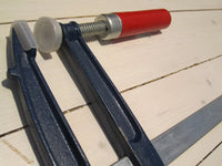 Screw, FerraxFloby Överskottslager
